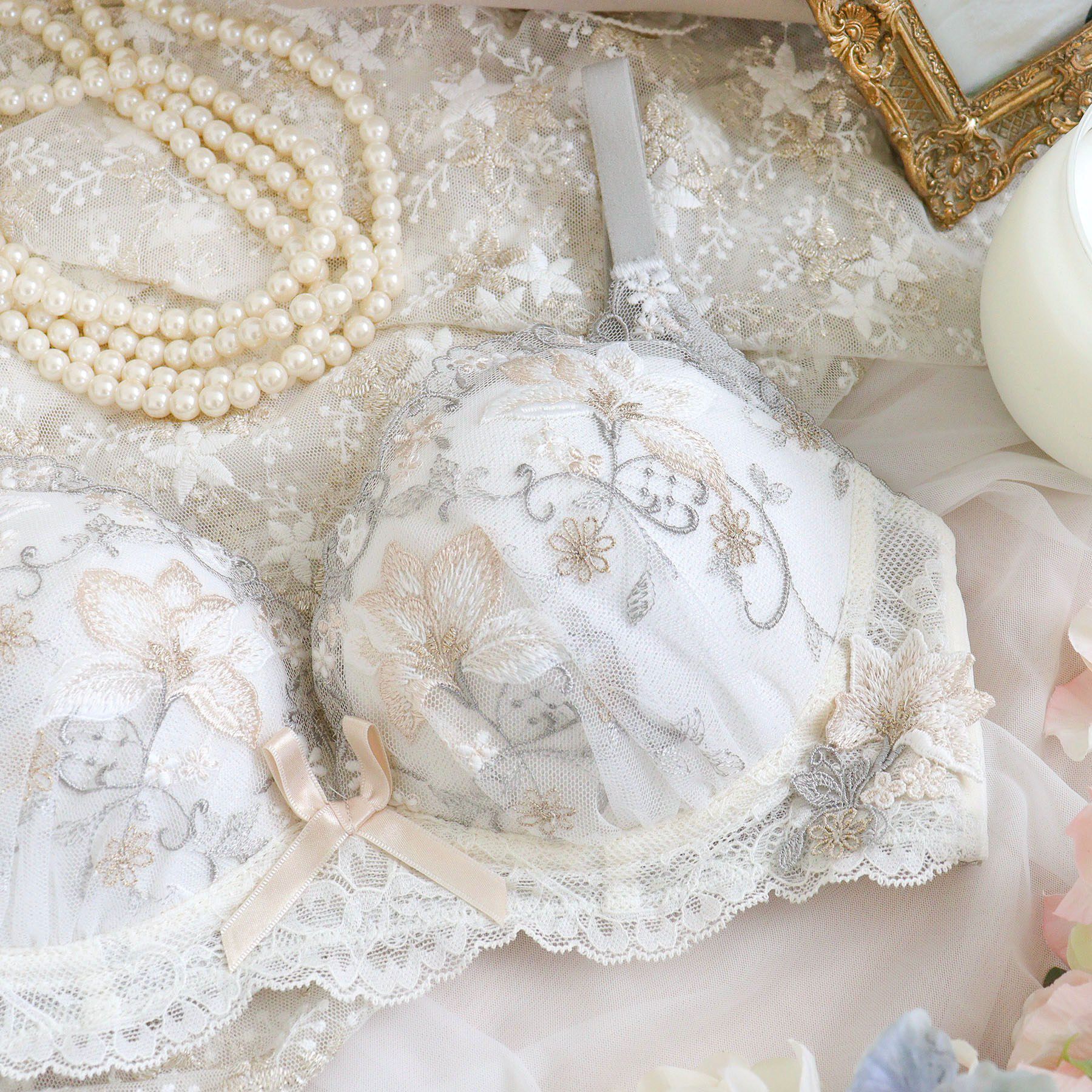 Risa Magli「フルーリ ノンワイヤーブラ (B-C) ＜メロフィータイプ＞」|インナー|