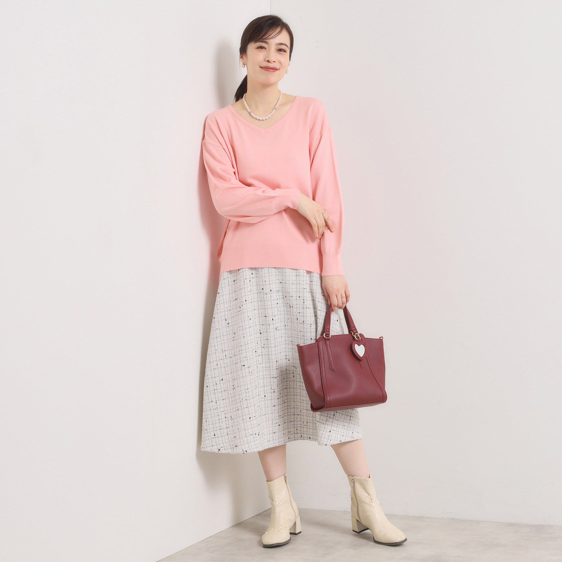 ITS&rsquo;DEMO「【静電気防止／手洗い可】クリーミータッチVネックニット」|ニット・セーター|