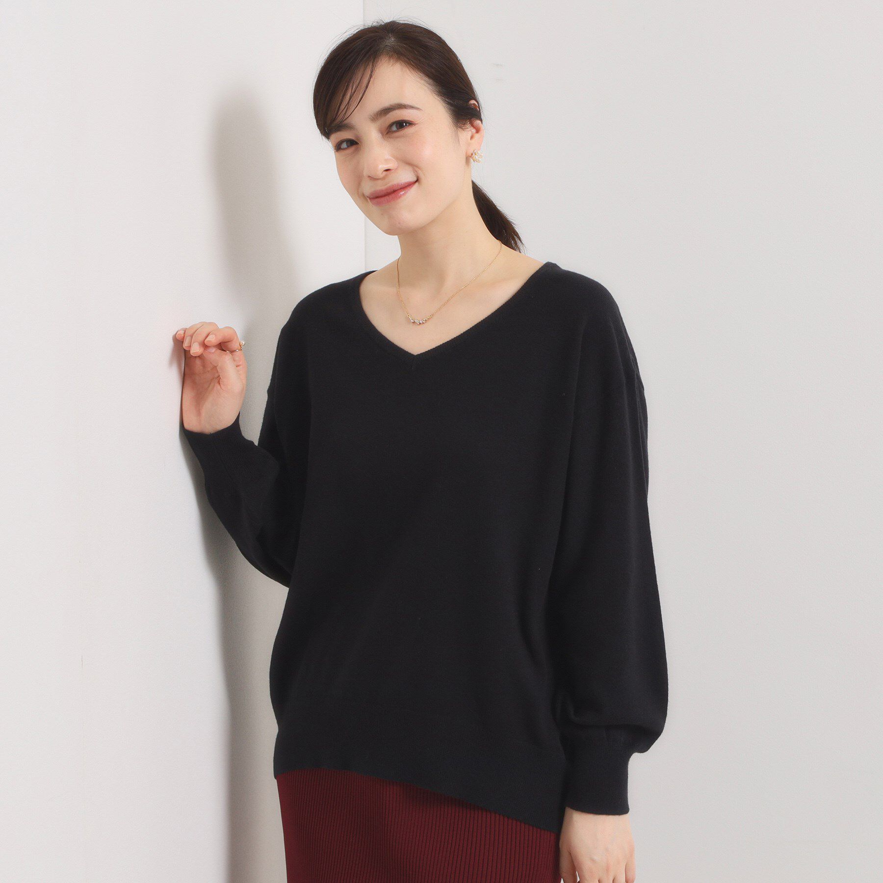 ITS&rsquo;DEMO「【静電気防止／手洗い可】クリーミータッチVネックニット」|ニット・セーター|