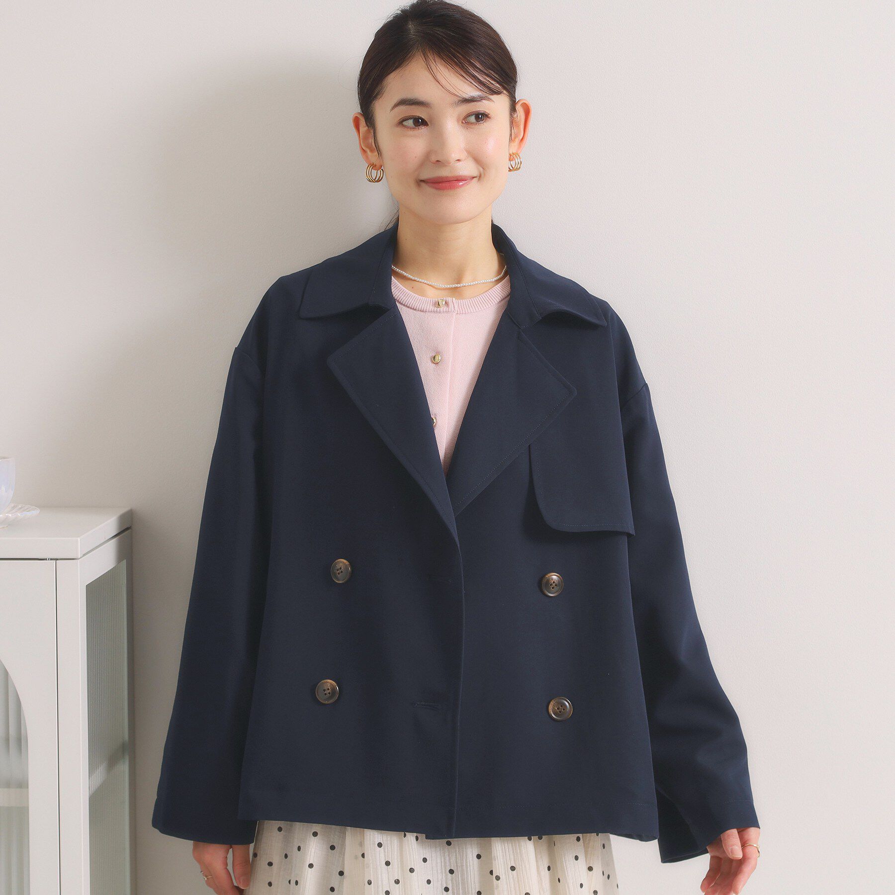 ITS&rsquo;DEMO「【撥水／花粉防止／手洗い可】ショートトレンチコート」|トレンチコート|ネイビー(094)