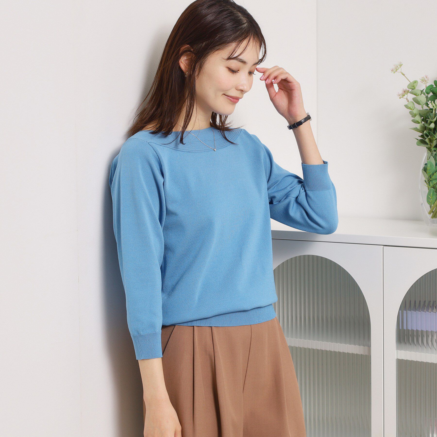 ITS&rsquo;DEMO「【縮みに強い／毛玉防止／洗濯機OK】タフニット 襟ぐり編地切替ニットプルオーバー」|ニット・セーター|ブルー(092)