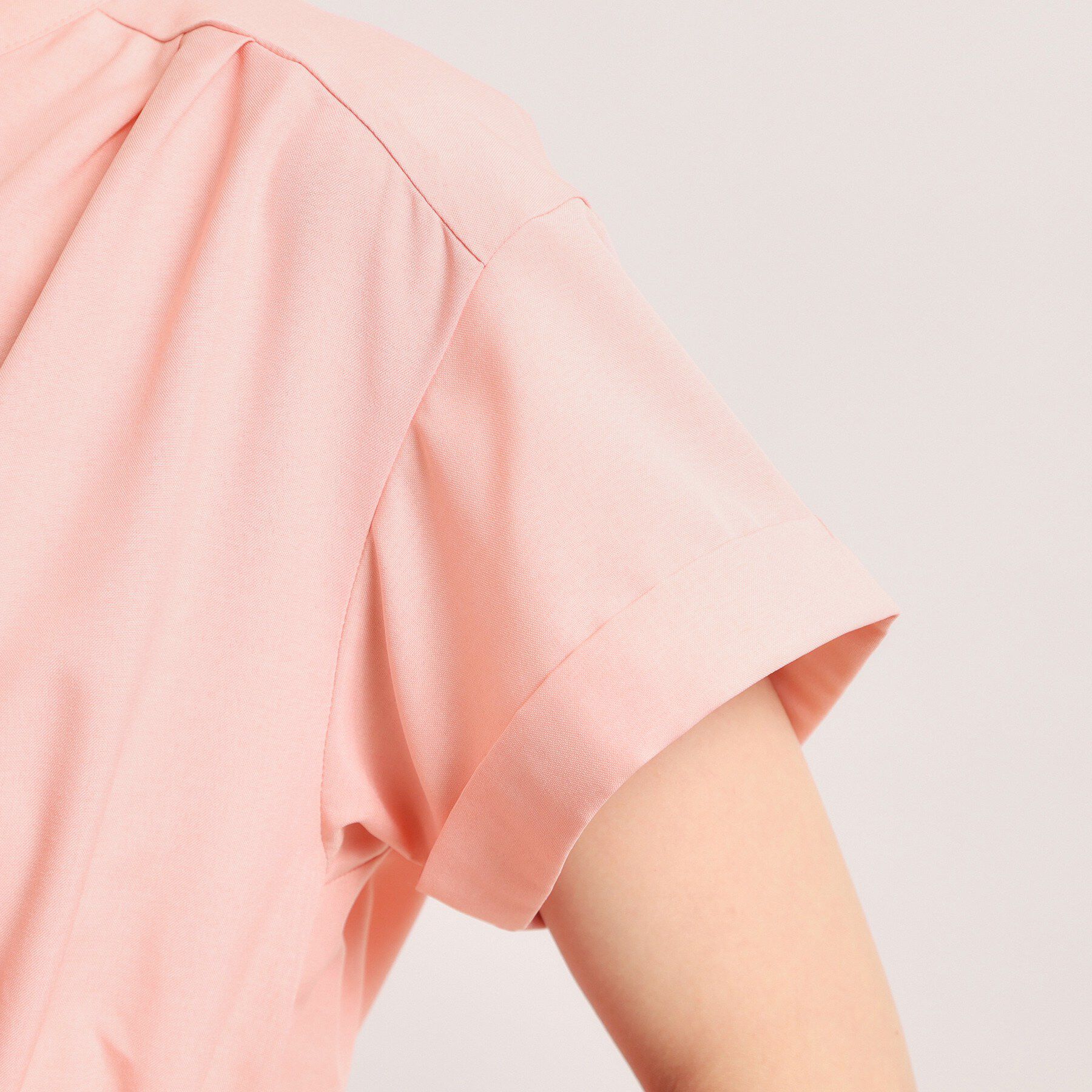 ITS&rsquo;DEMO「【UVケア／洗濯機OK／イージーケア】麻調合繊ブラウジングワンピース」|ワンピース|