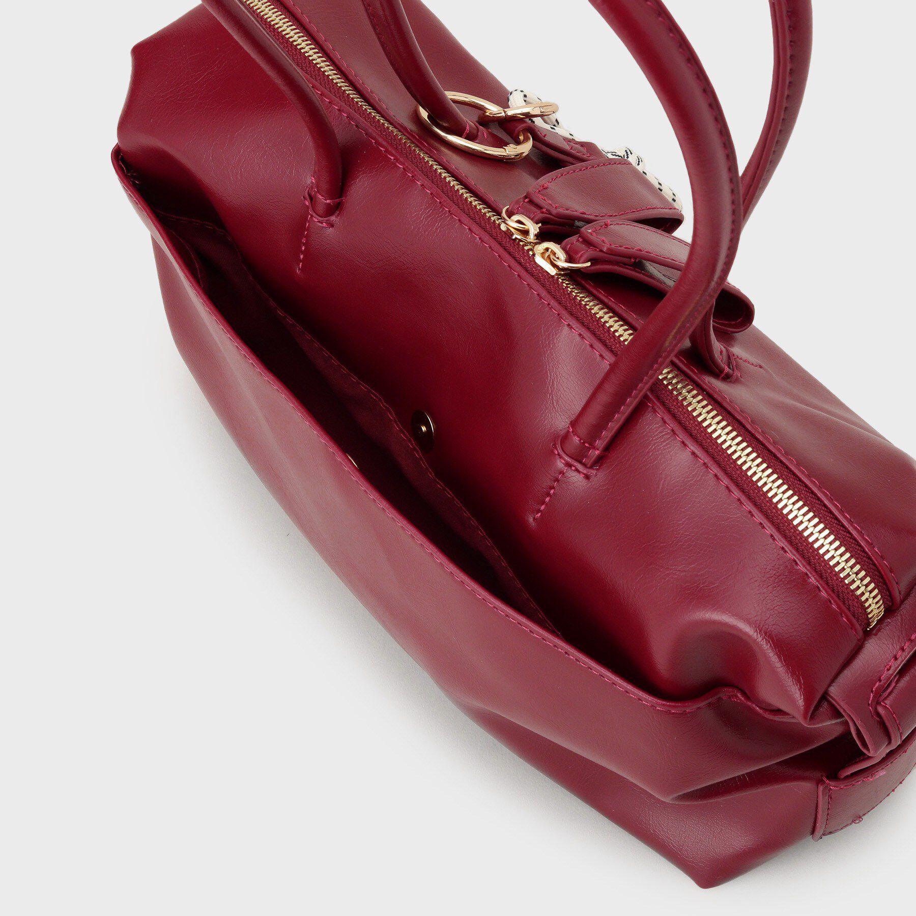 Ober Tashe「チャーム付きボストンバッグ」|ボストンバッグ|