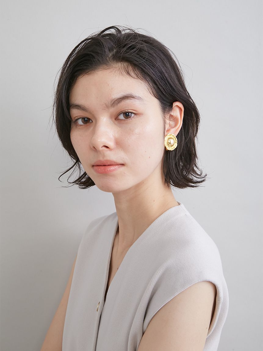 Mila Owen「メタルボリュームイヤリング」|イヤリング|