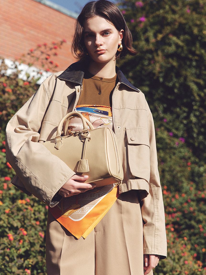 Mila Owen「メタルドロップフープイヤリング」|イヤリング|