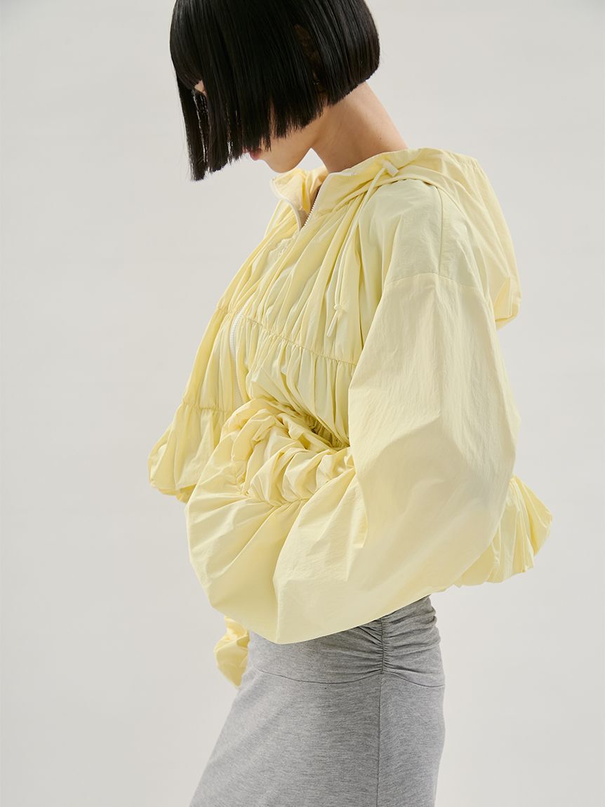 emmi atelier「【Movique】シャーリングブルゾン/撥水/UVカット/接触冷感」|ブルゾン・スタジャン|