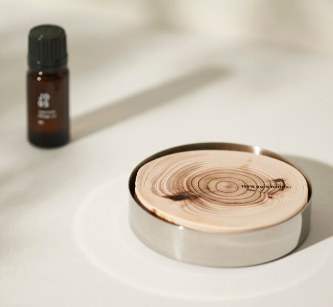 アットアロマ「ウッドディフューザーリン」|アロマ・ルームフレグランス|