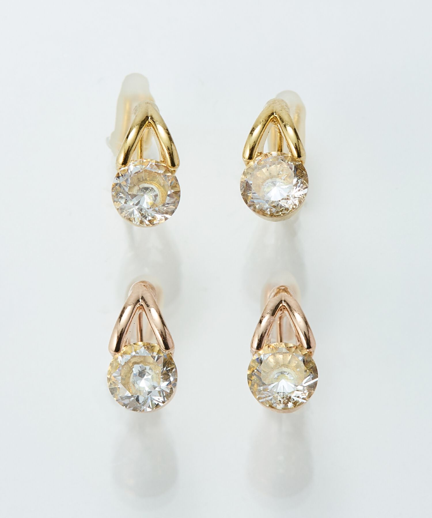 Phoebe「【金属アレルギー対応】【痛くないシリーズ】ルーセントビジューライトフィットイヤリング　ゴールド」|イヤリング|