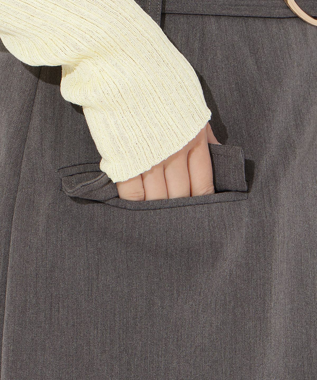 アンドクチュール「タックストレートスカート」|タイト|