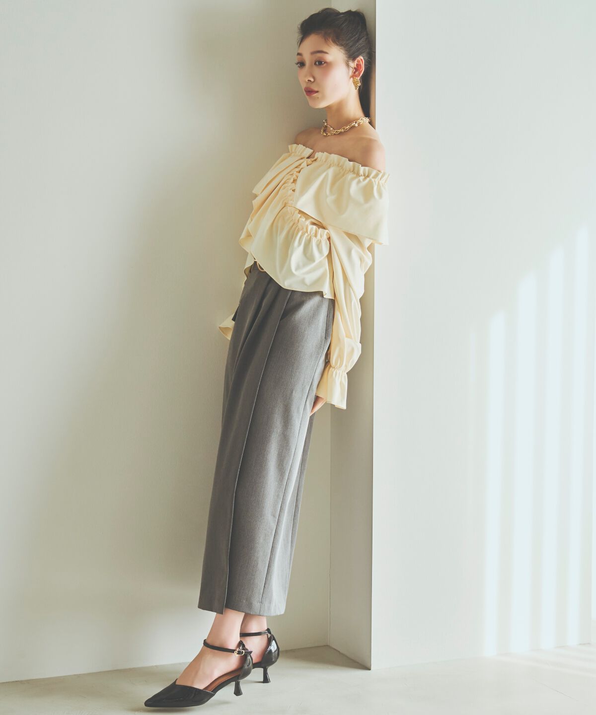 アンドクチュール「タックストレートスカート」|タイト|