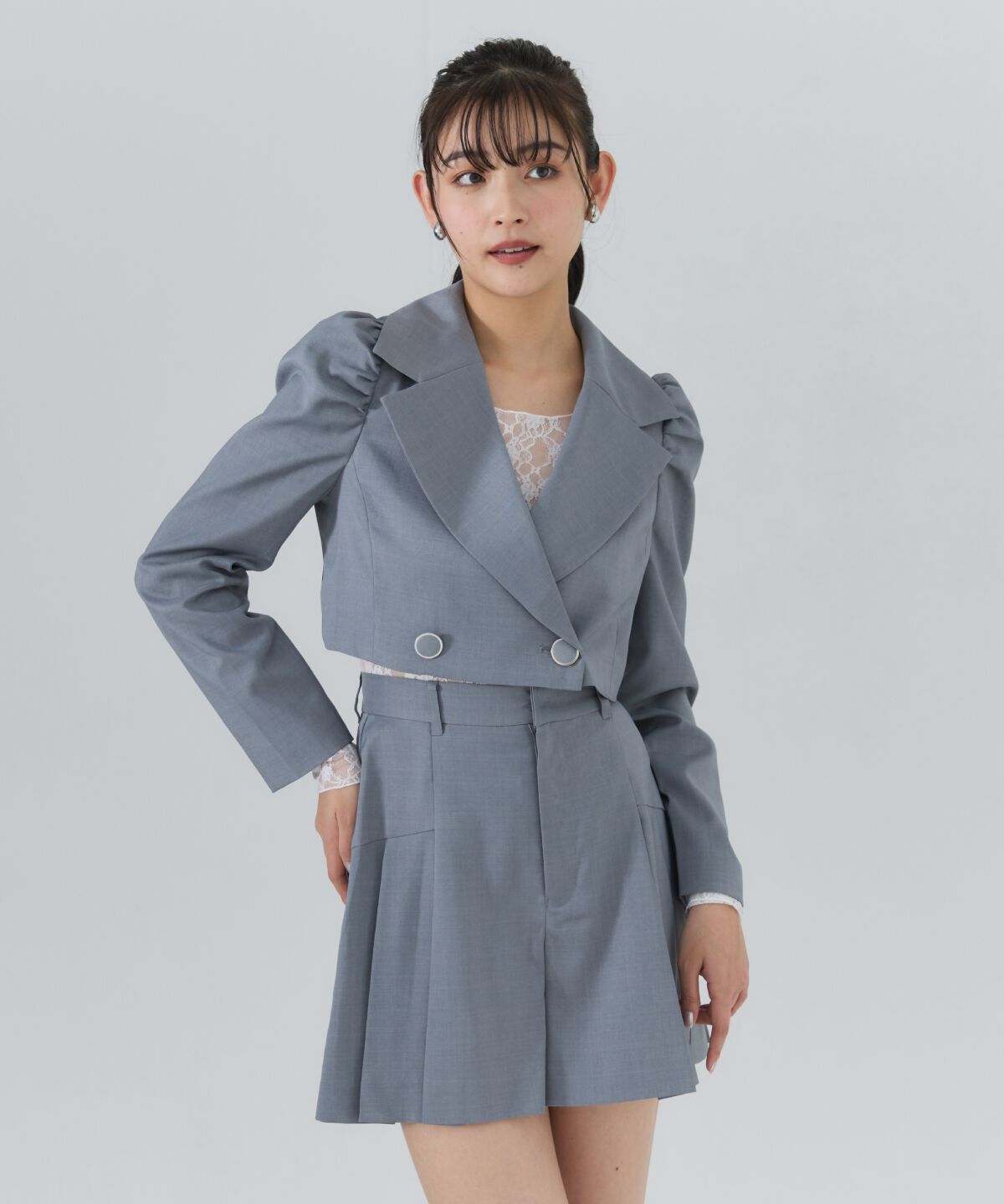 REDYAZEL「プリーツショートパンツ」|キュロット|グレー