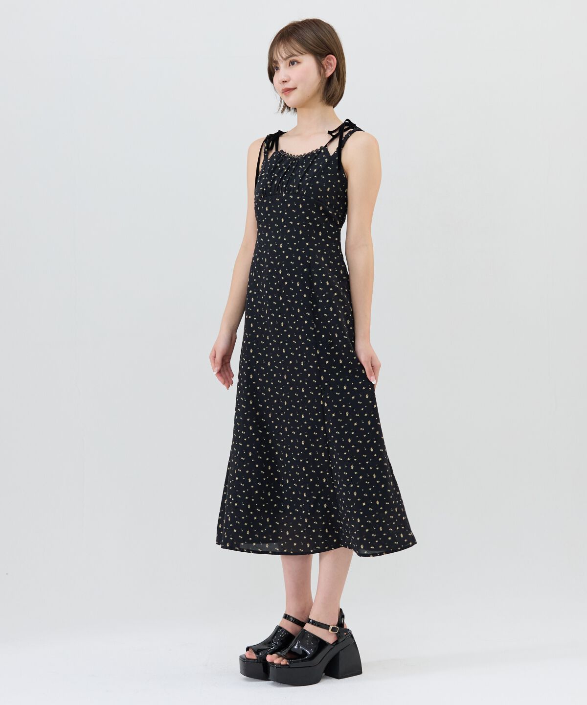 REDYAZEL「ミニフラワーWストラップロングワンピース」|ワンピース|