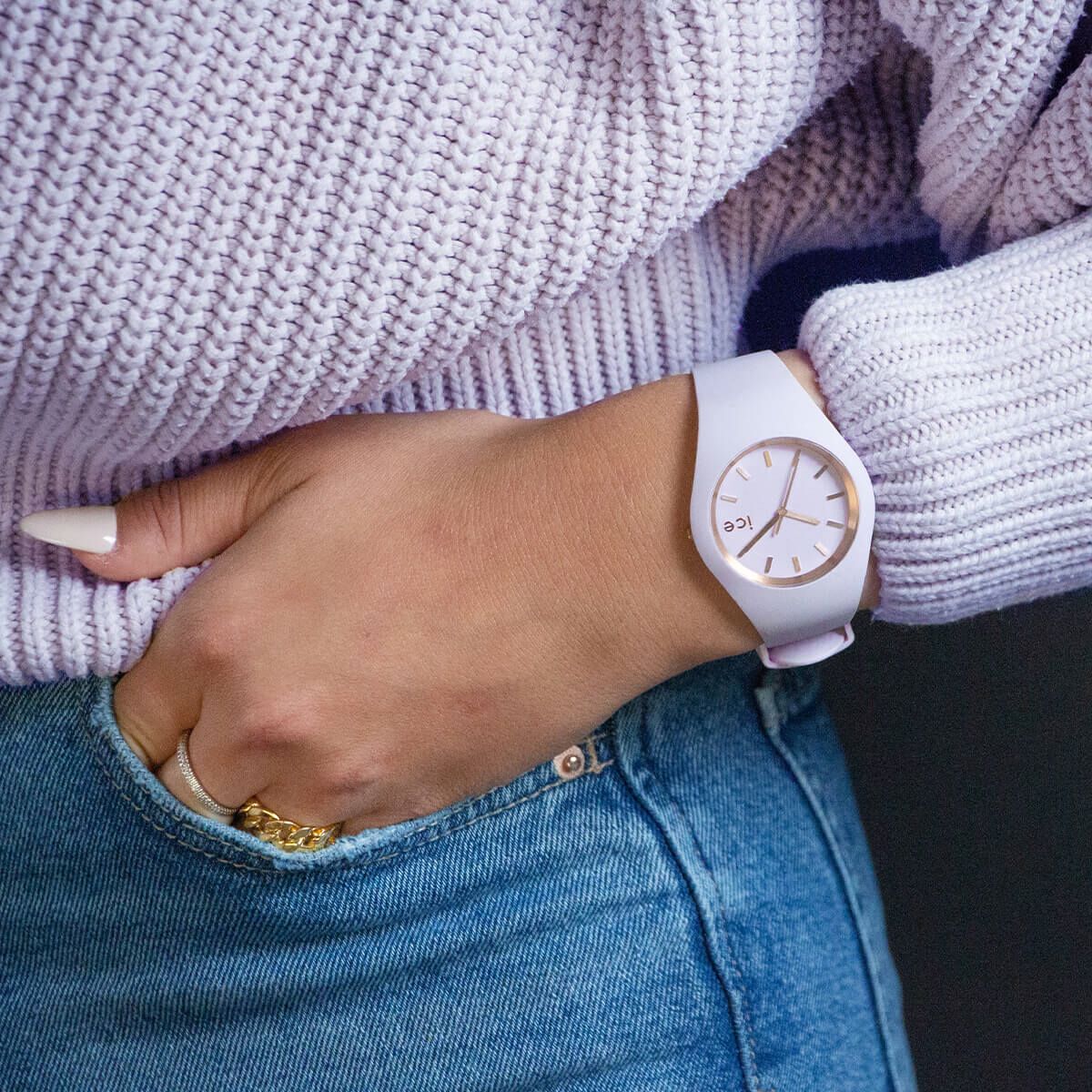 ICE-WATCH「〈ICE-WATCH(ｱｲｽｳｫｯﾁ)〉ｽﾓｰﾙｼﾘｺﾝ ﾗﾍﾞﾝﾀﾞｰ ICE glam brushed 」|腕時計|