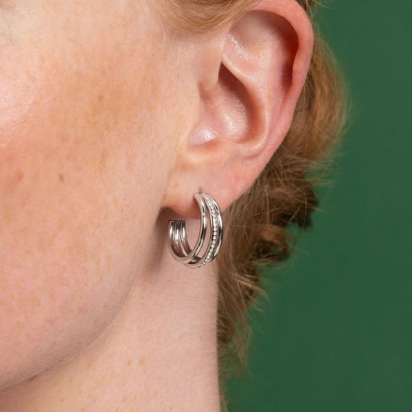 OLIVIA BURTON 「〈OLIVIA BURTON(ｵﾘﾋﾞｱﾊﾞｰﾄﾝ)〉ﾄﾚﾝﾄﾞ ｴﾊﾞｰ ｽﾀｯｸﾄ ｸﾛｰ ｼﾙﾊﾞｰ ﾌｰﾌﾟ ﾋﾟｱｽ」|ピアス|