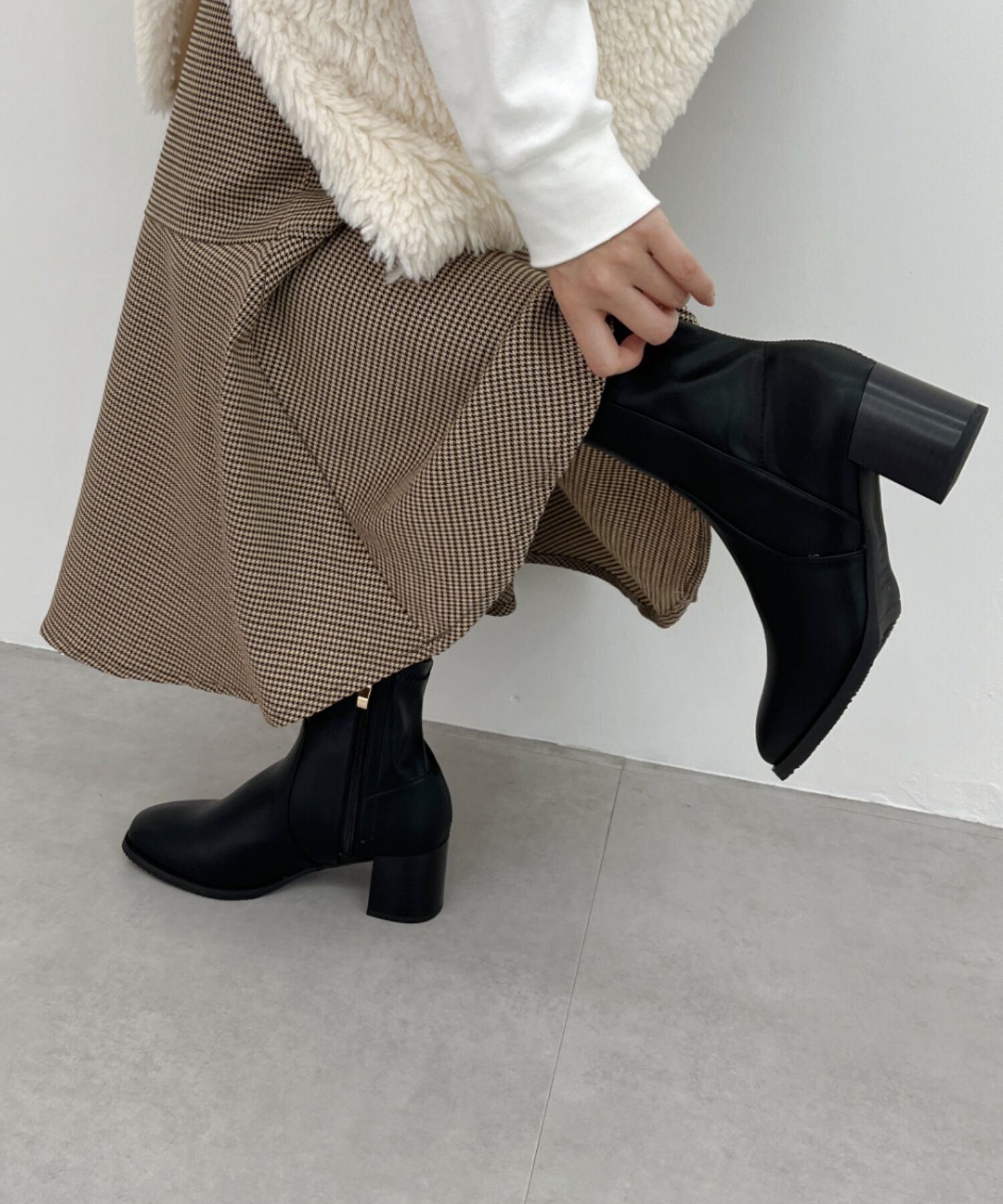 ORiental TRaffic「【 美脚 】 チャンキー ヒール ミドル ブーツ/31408 ヒール6ｃｍ 太ヒール 定番人気」|ショートブーツ|