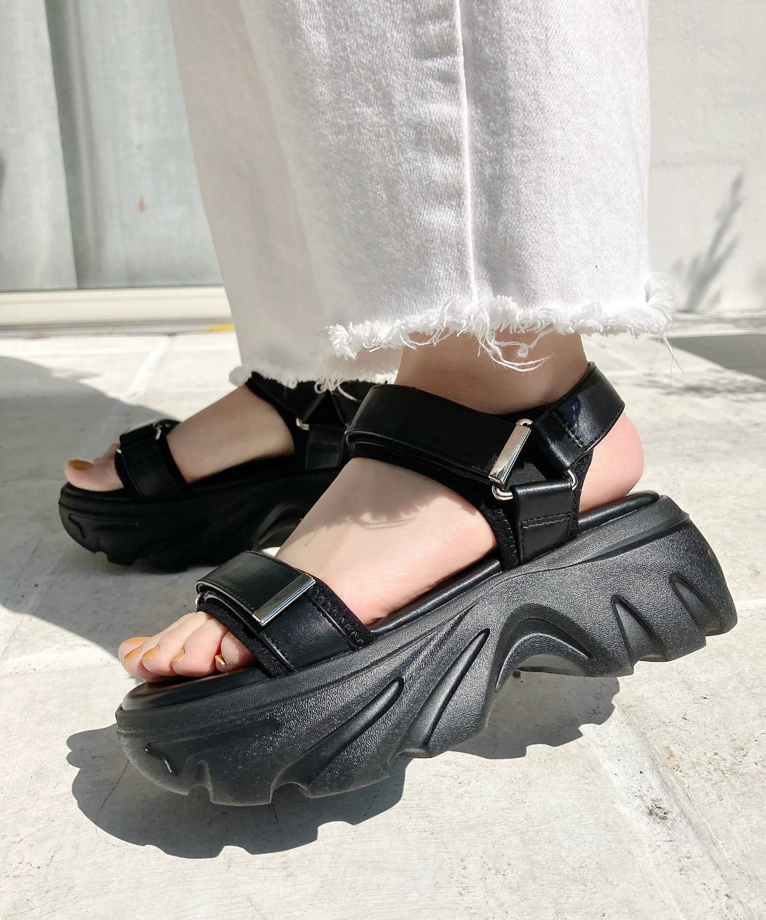 ORiental TRaffic「ボリュームソールベルトスポサン/51212 サンダル 厚底 人気 売れてる」|サンダル|BLACK