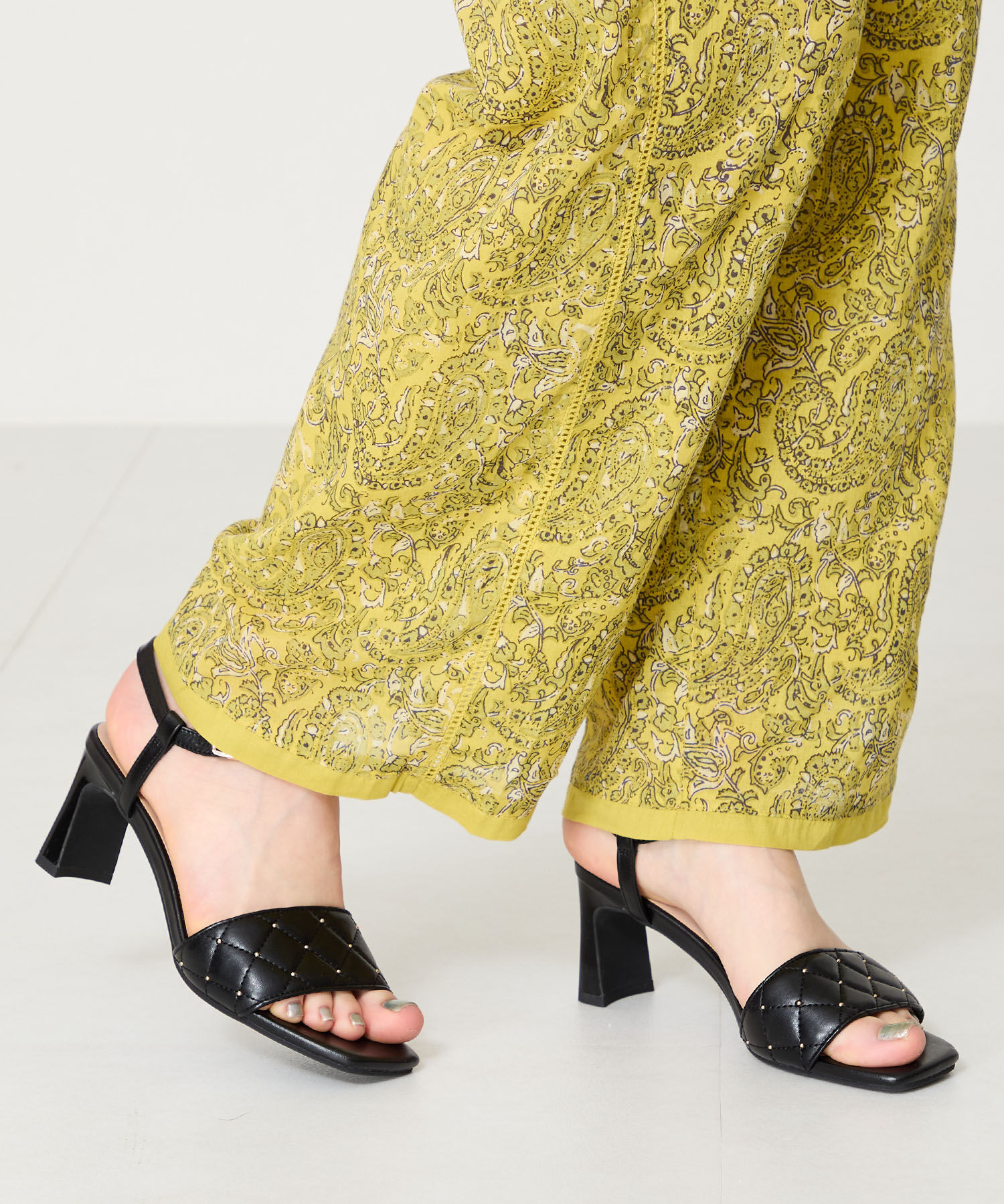 ORiental TRaffic「キルティング&times;スタッズヒールサンダル/51229 人気 トレンド ヒール7.5cm」|サンダル|