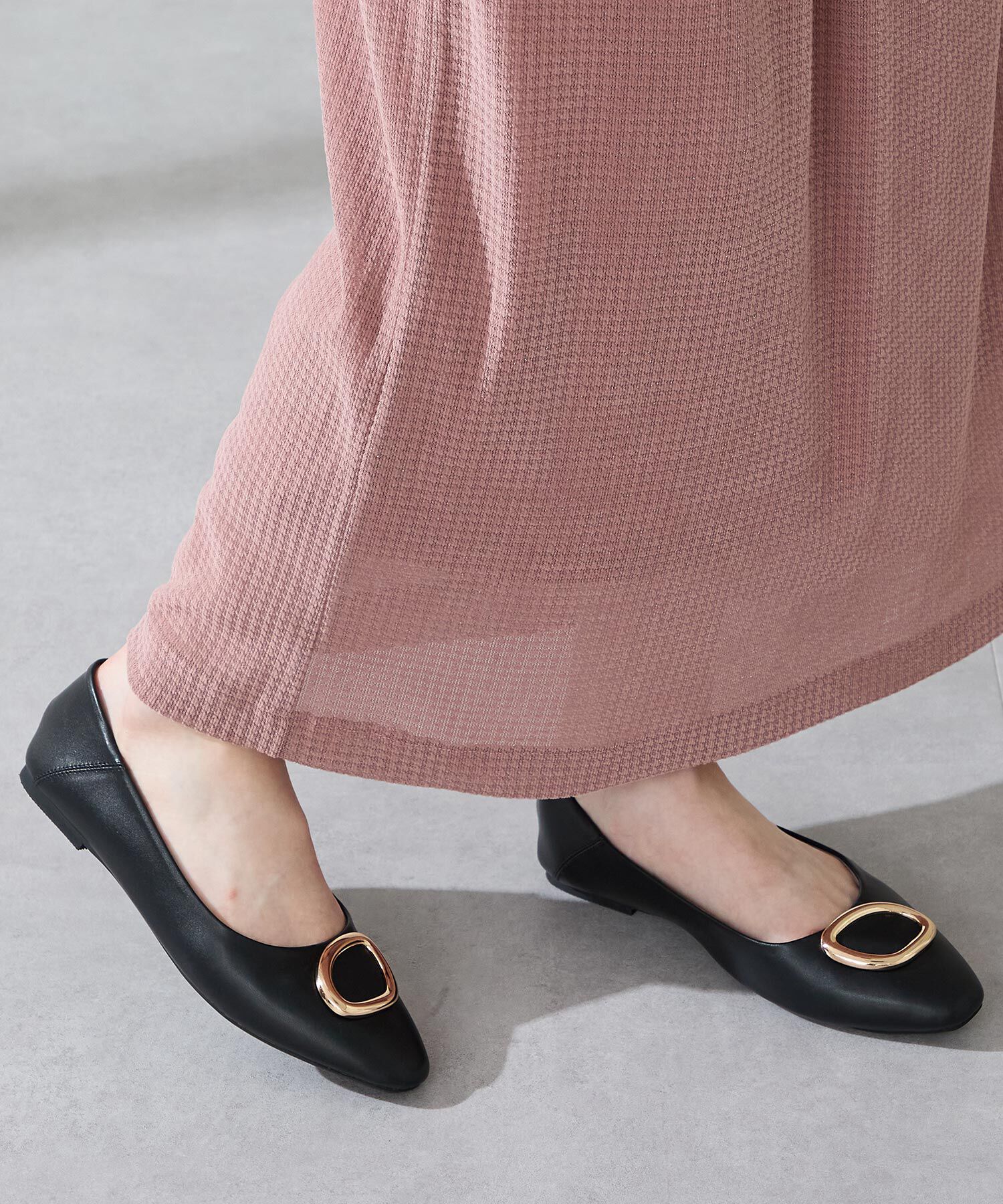 WA Oriental TRaffic「ゴールドモチーフフラットパンプス/52309」|パンプス|BLACK