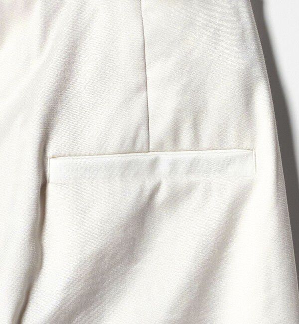 UNITED ARROWS「シャイニー スリム パンツ WHITE ‐ストレッチ ウォッシャブル‐」|スラックス|