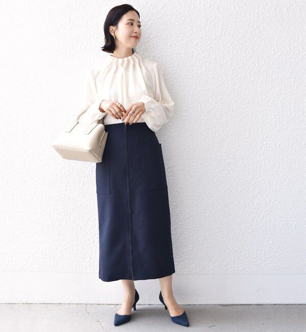 SHIPS for women「〈手洗い可能〉ネック ギャザー ソリッド 起毛 サテン ブラウス」|シャツ・ブラウス|