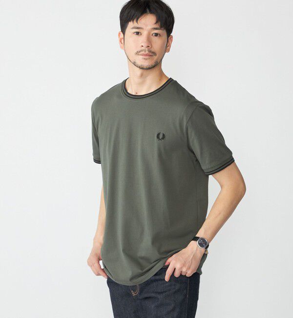 SHIPS「FRED PERRY: M1588 TWIN TIPPED Tシャツ」|Tシャツ・カットソー|ダークオリーブ