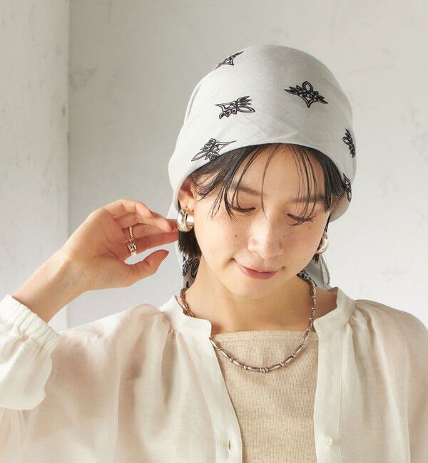 SHIPS for women「【一部SHIPS別注】destin: バンダナ カレ 90&times;90」|バンダナ・スカーフ|ライトグレー