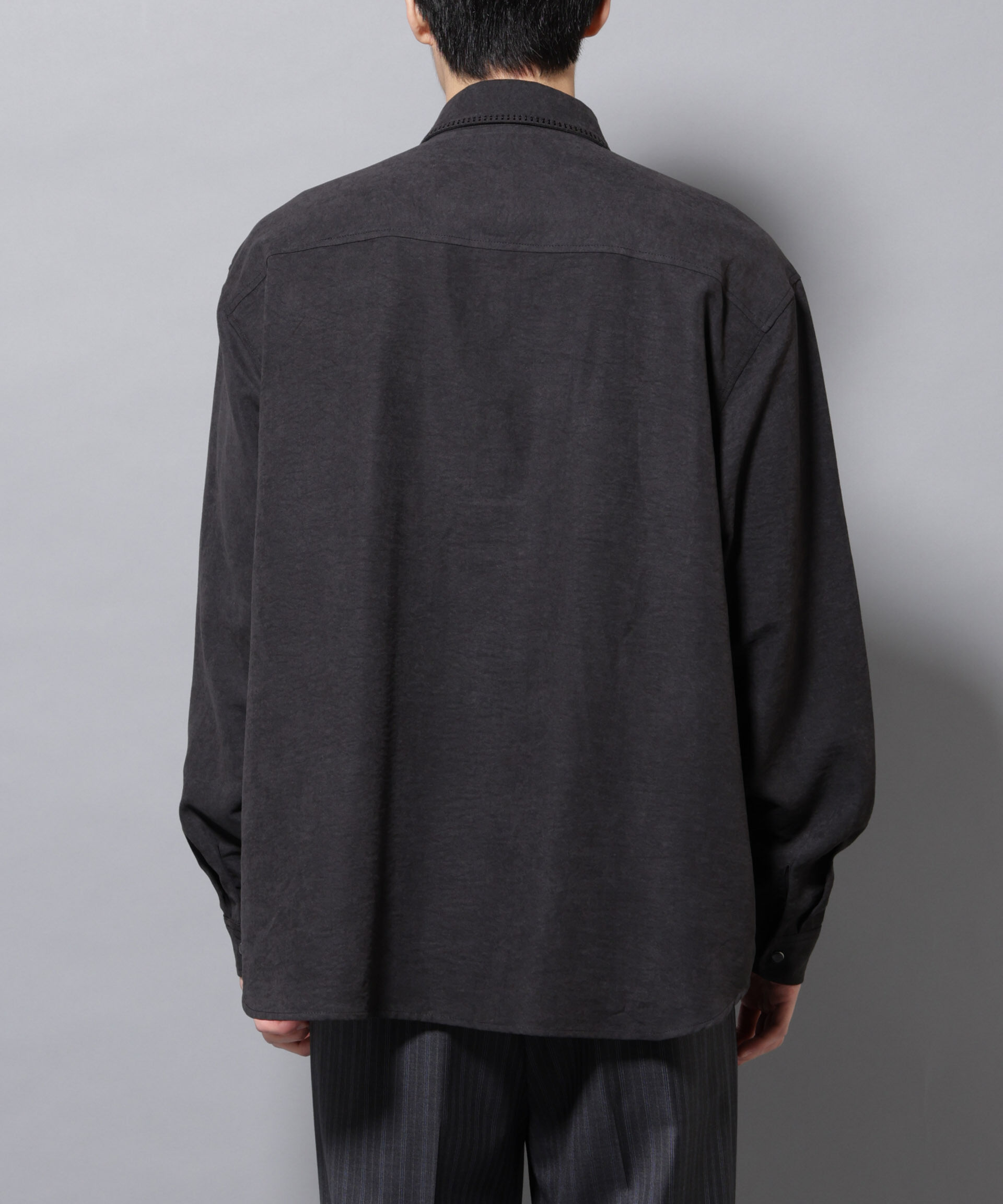 nano･universe「エンブロイダリーフェイクスウェードシャツ」|シャツ・ブラウス|