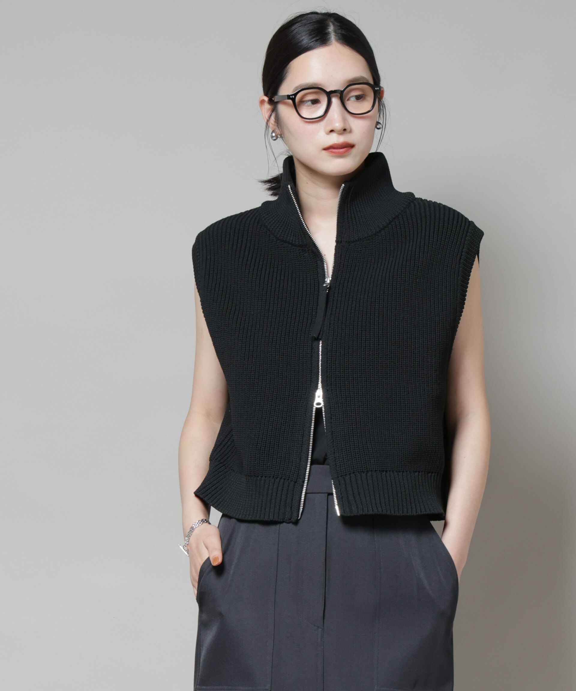 nano･universe「ダブルジップアップドライバーズニットベスト」|ニット・セーター|