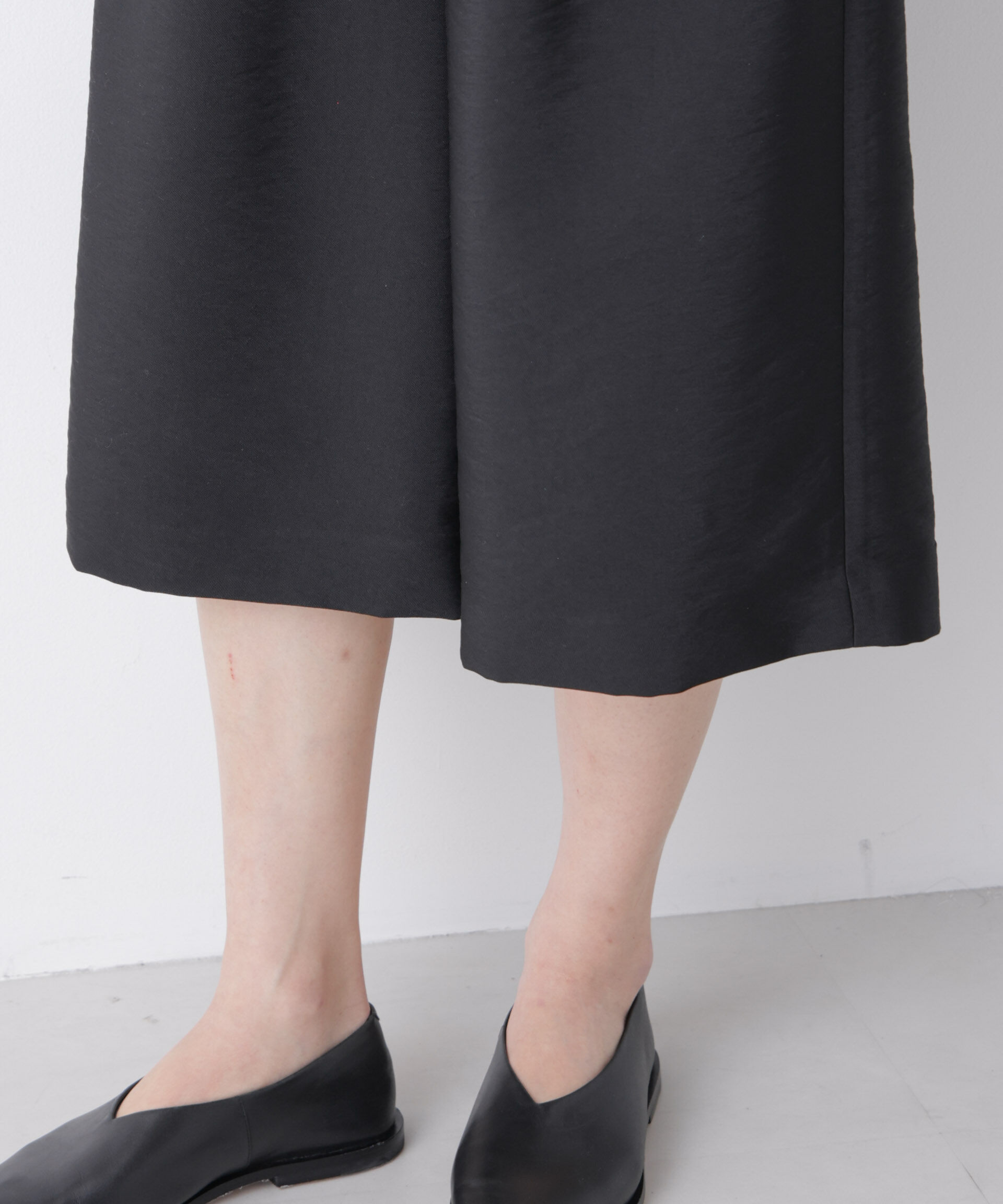 nano･universe「エアリーツイルボリュームキュロットパンツ」|チノ|