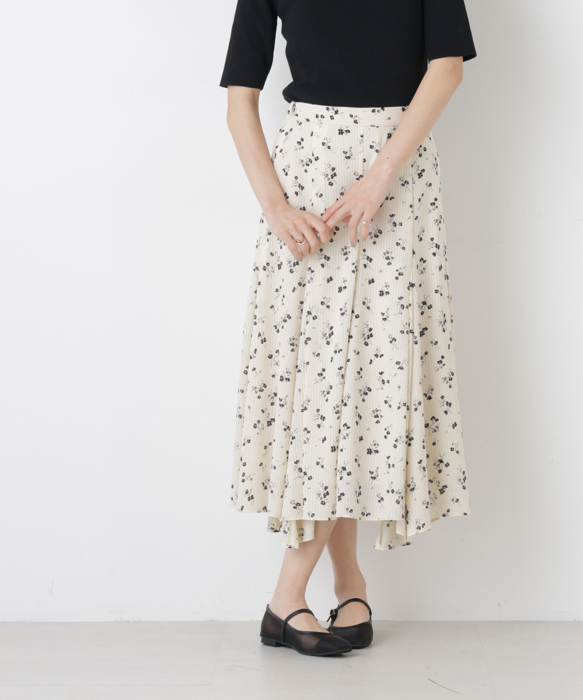 nano･universe「フラワープリントイレヘムタックフレアスカート(セットアップ可)」|スカート|