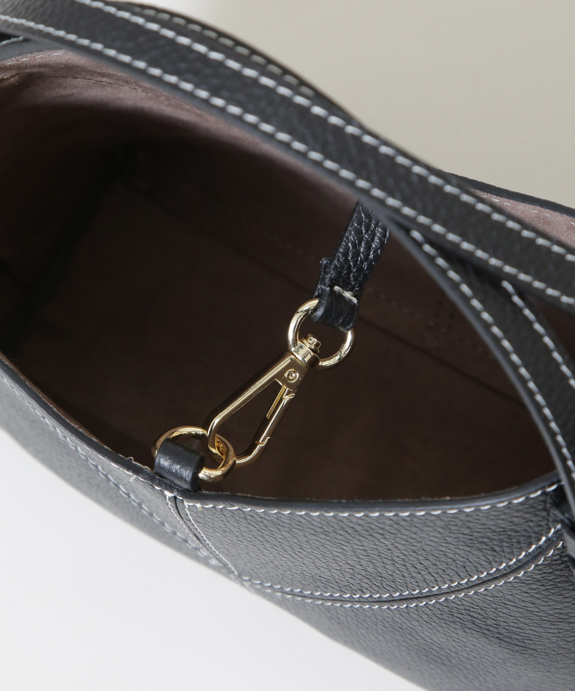 nano･universe「AULENTTI/レザーステッチショルダーバッグ」|ショルダー・メッセンジャー|