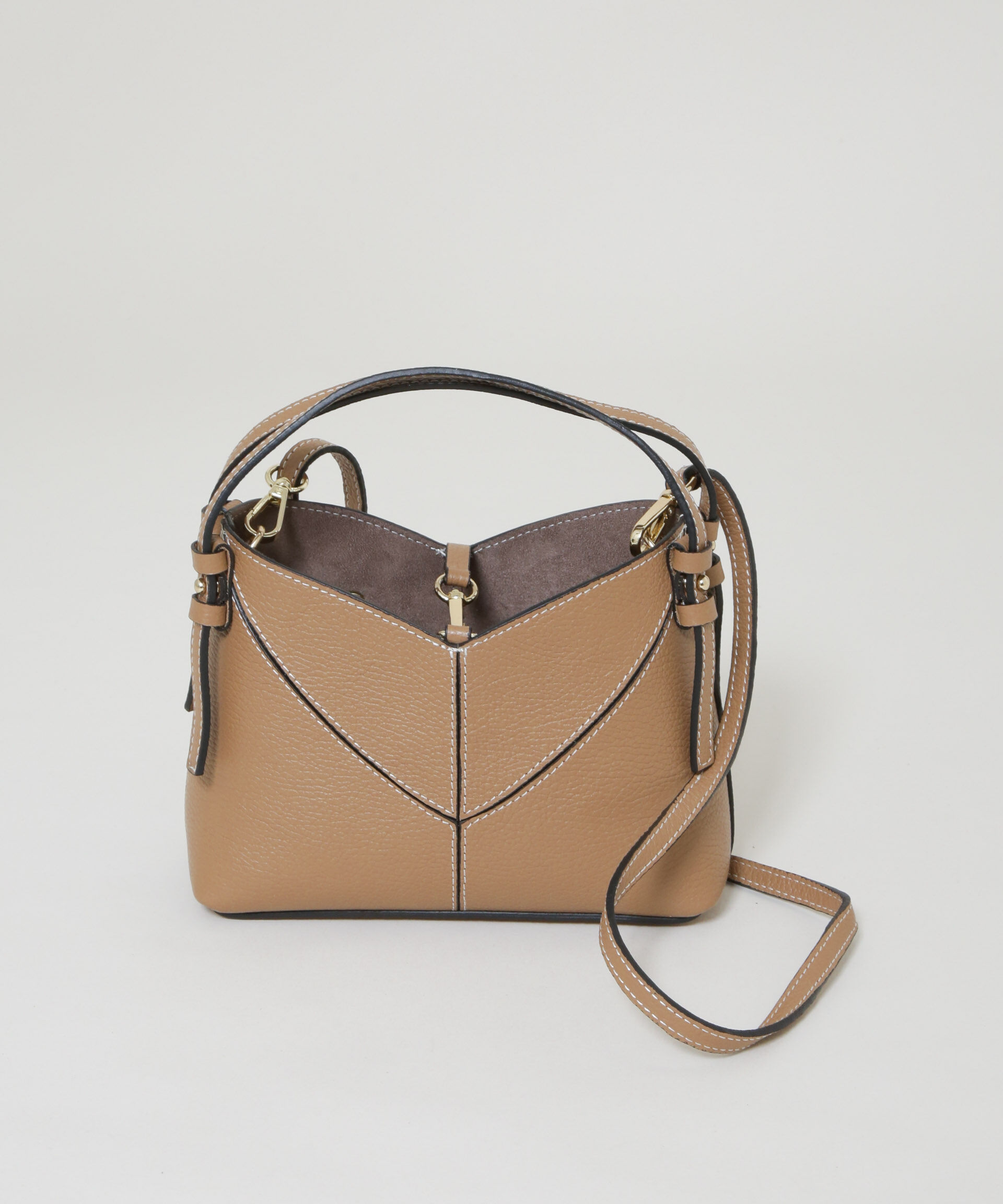 nano･universe「AULENTTI/レザーステッチショルダーバッグ」|ショルダー・メッセンジャー|