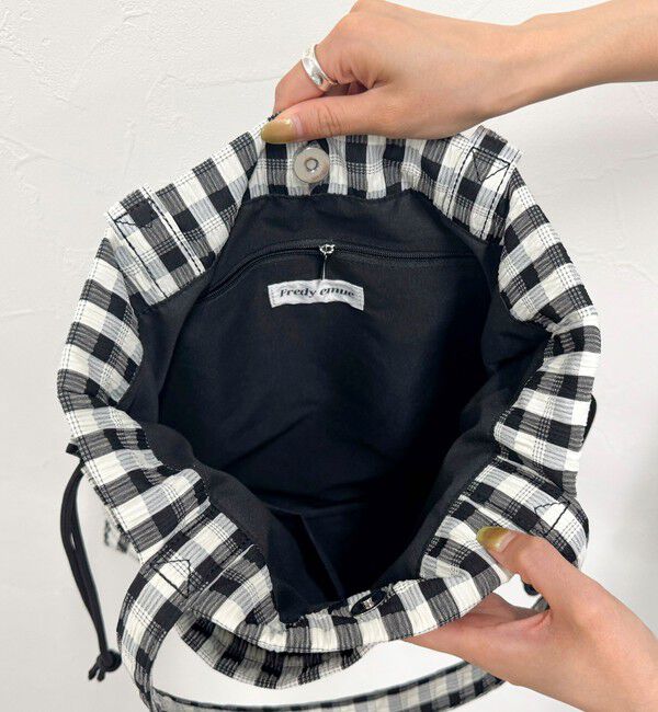 fredy emue「サッカーアウトポケットトートバッグ」|トートバッグ|