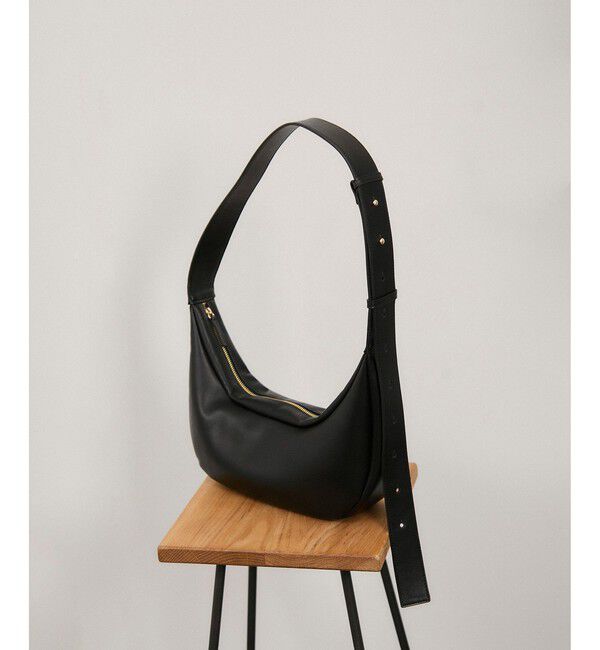 SALON adam et rope'「【WEB限定】スプリットレザームーンショルダー」|ショルダー・メッセンジャー|