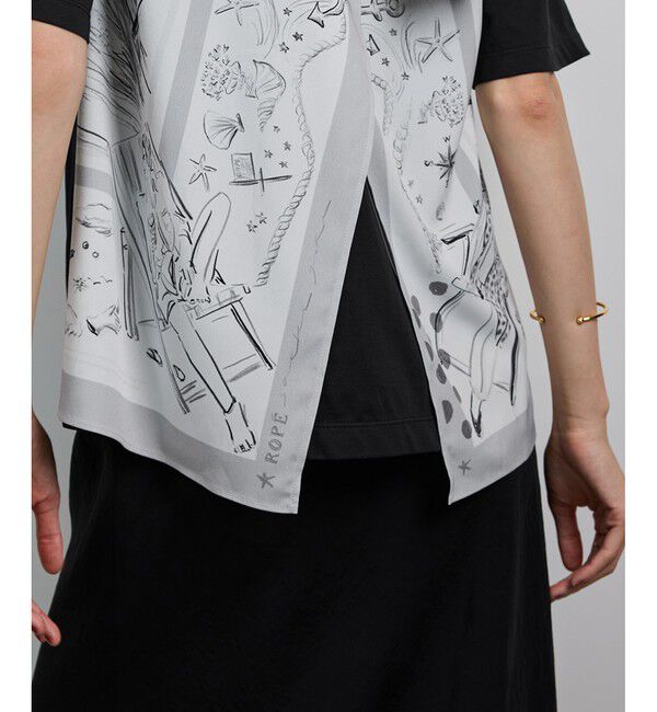 ROPE「【洗える】【YUKO SAEKI for ROPE'・コラボ】スカーフ柄プリント Aラインカットソー」|Tシャツ・カットソー|