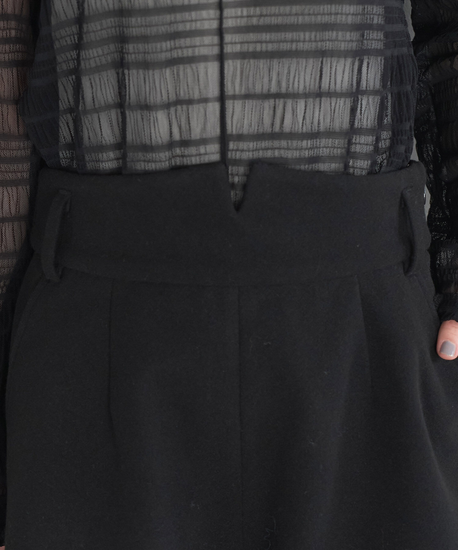 VIS「【STAYC SIEUN / SUMIN着用】【ViVi11月号掲載】ハイウエスト圧縮ショートパンツ」|スラックス|