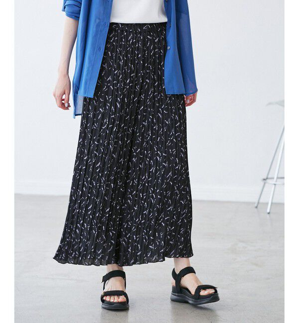 Rope&rsquo;Picnic「ガーデンフラワープリーツパンツ/リンクコーデ」|チノ|