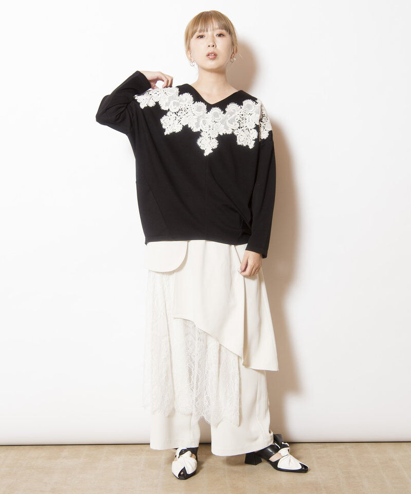  「レースモチーフVネックプルオーバー」|Tシャツ・カットソー|