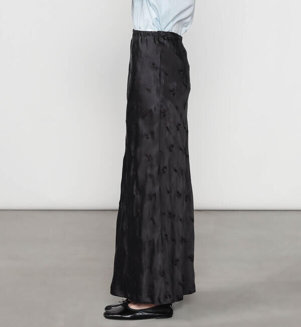  「TICCA | 〈別注〉 キュプラフラワーエンブロイダリースカート WOMEN」|スカート|