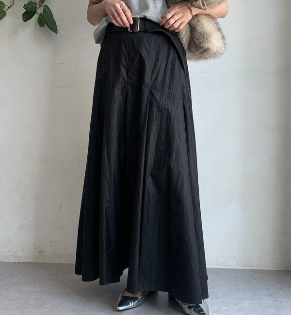  「シャイニータックフレアスカート」|スカート|