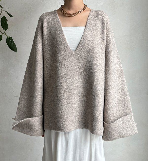  「【WEB限定】深Vワイドスリーブプルオーバー」|ニット・セーター|