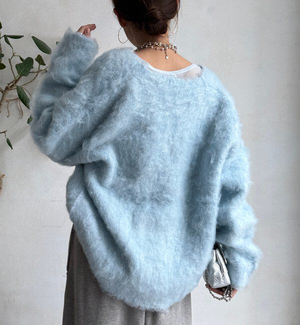  「ブラッシュ加工シルバーボタンカーディガン」|カーディガン|