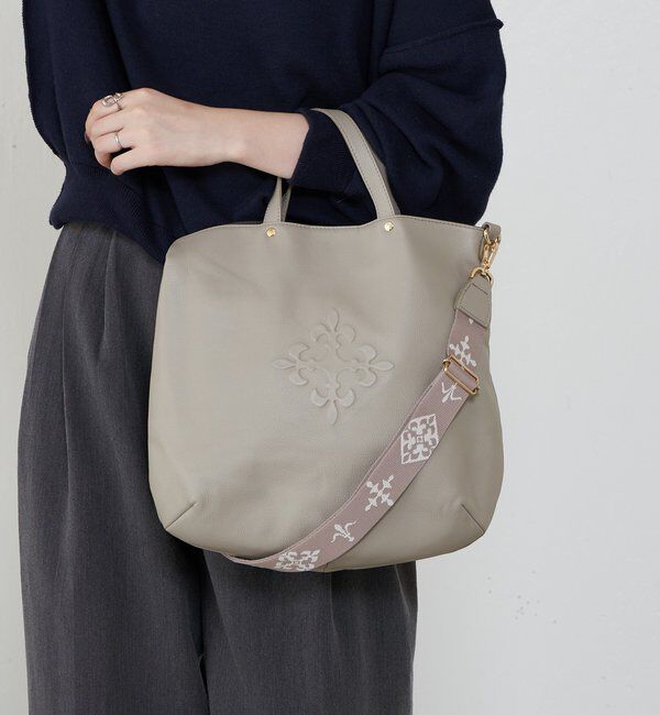  「スリム2WAYトートバッグ <エンボスモノグラム>」|トートバッグ|