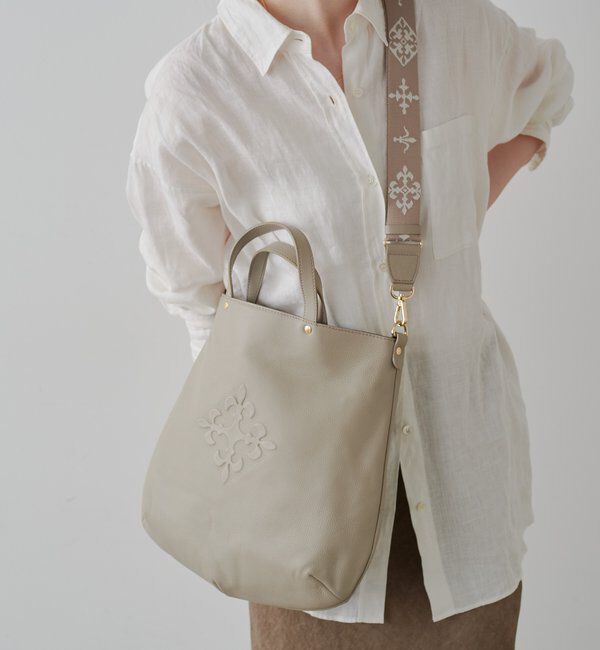  「スリム2WAYトートバッグ <エンボスモノグラム>」|トートバッグ|