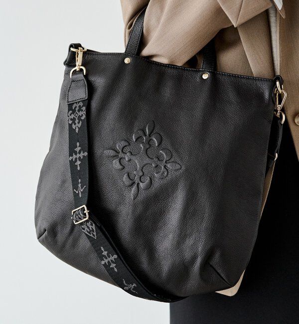  「スリム2WAYトートバッグ <エンボスモノグラム>」|トートバッグ|