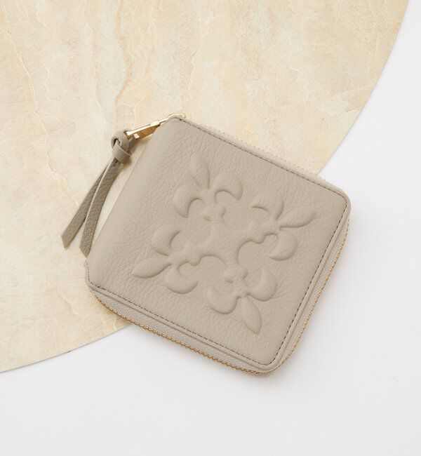  「エンボスモノグラムラウンドウォレット」|財布|グレージュ