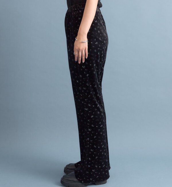  「ベロアフレアパンツ」|チノ|