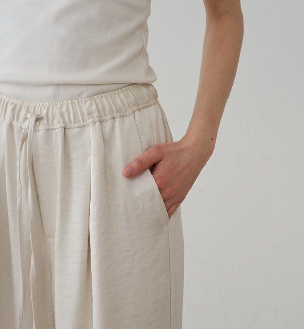  「サテンワイドイージーパンツ」|チノ|