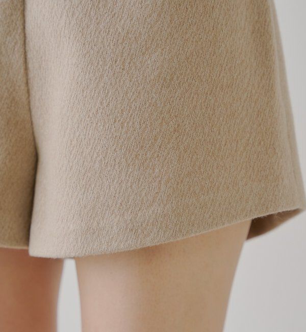  「【2サイズ展開あり】ブローチ付きコンパクトショートパンツ」|チノ|