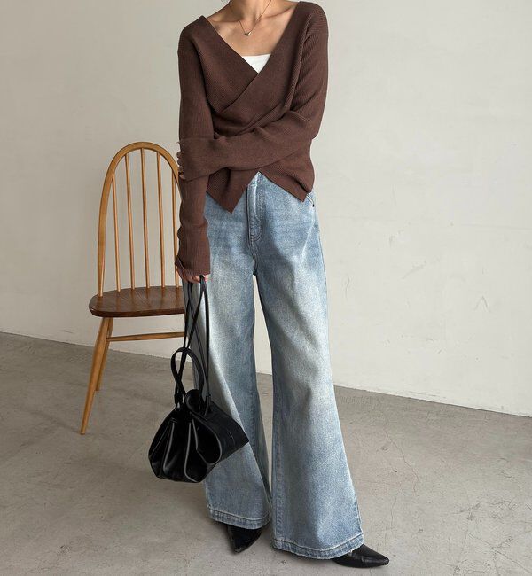  「【新色/ライトベージュ・グレー】クロスVネックニット」|ニット・セーター|